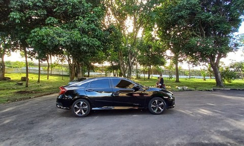 Honda Civic Sport 2....