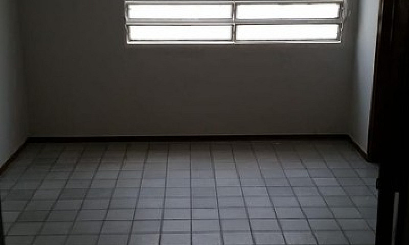 Casa Comercial, No C...