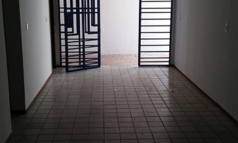 Casa Comercial, No C...