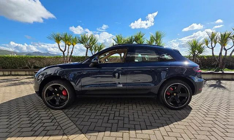 Porsche Macan S ...