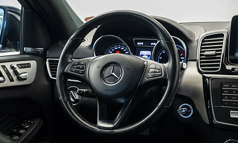 Mercedes-Benz Gle-40...