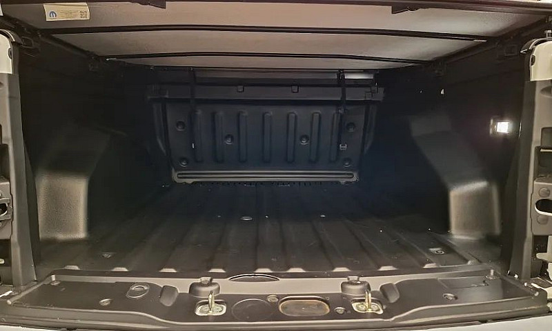 Fiat Toro Volcano 1....