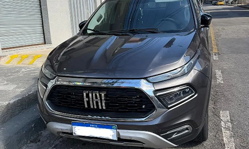 Fiat Toro Volcano 2....