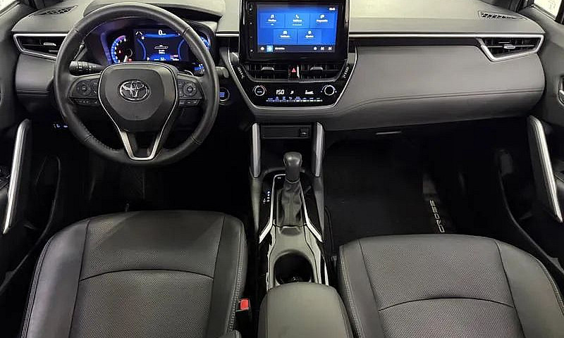 Toyota Corolla Cross...