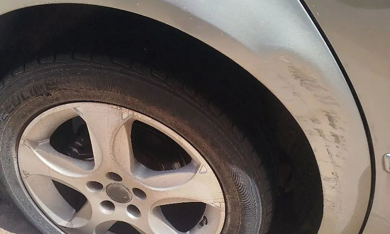 Volkswagen Golf 1.6 ...