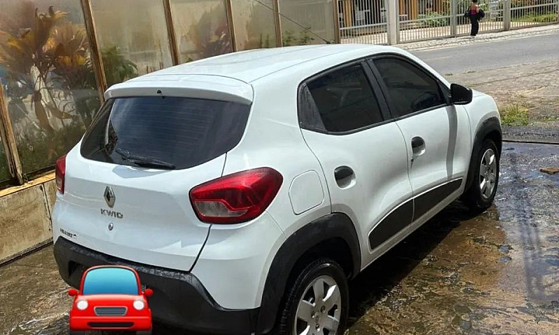 Renault Kwid Zen 1.0...