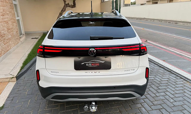 Volkswagen Nivus Hig...