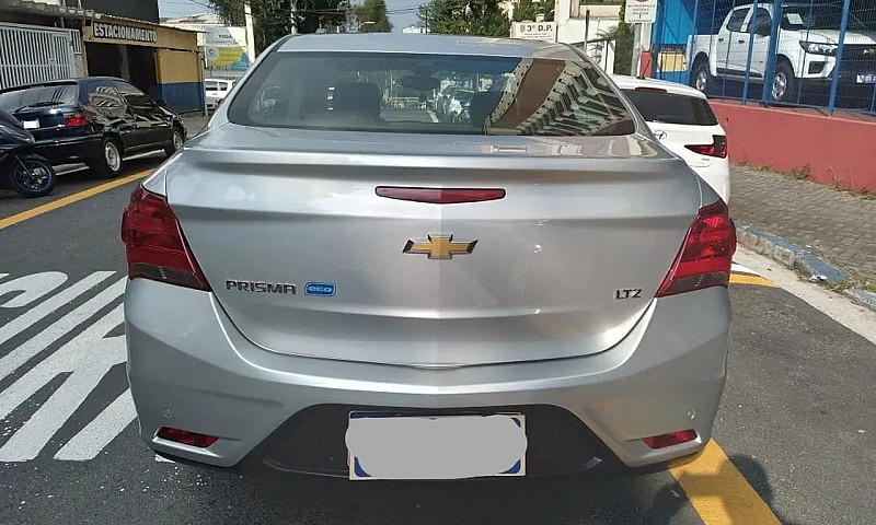 Chevrolet Prisma Sed...