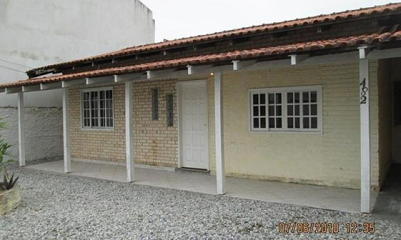 Casa Para Alugar Com...