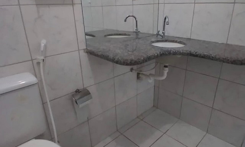 Casa 2 Quartos 2 Ban...