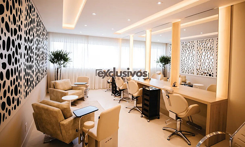 More No Ritz Class E...