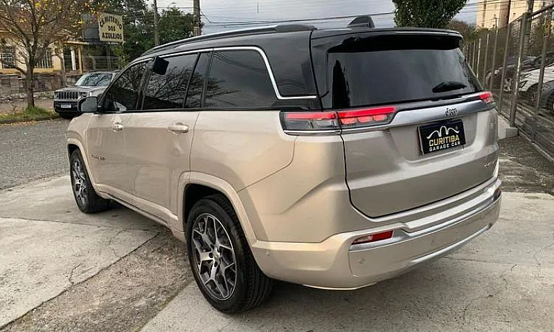 Jeep Commander Overl...