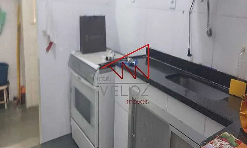 Apartamento-À Venda-...