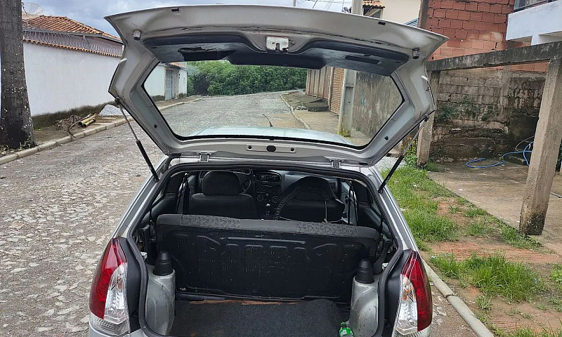 Fiat Palio 1.0/ Trof...