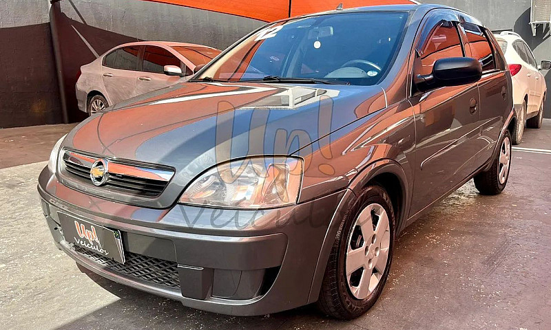 Chevrolet Corsa Hat....