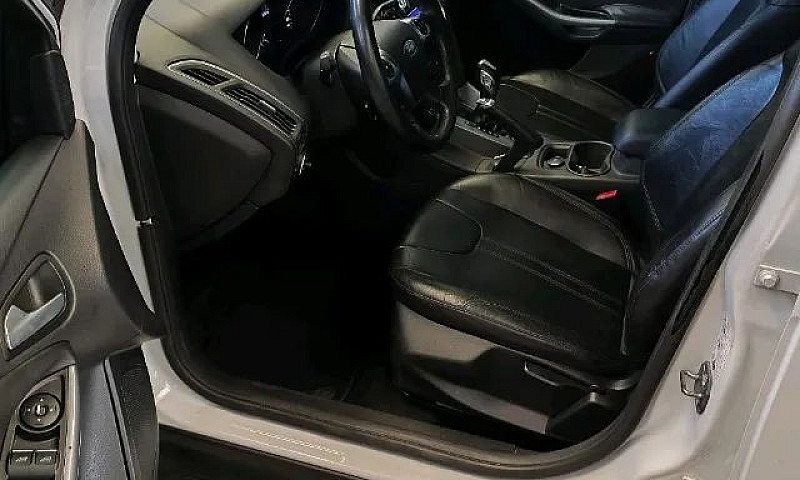 Ford Focus Sed. Ti./...