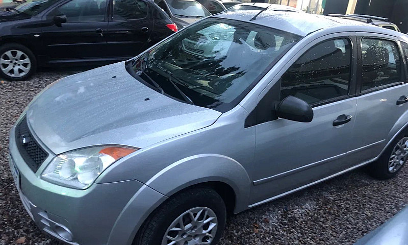 Ford Fiesta 1.0 8V F...