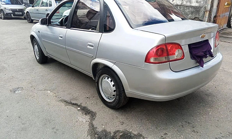 Chevrolet Classic Li...