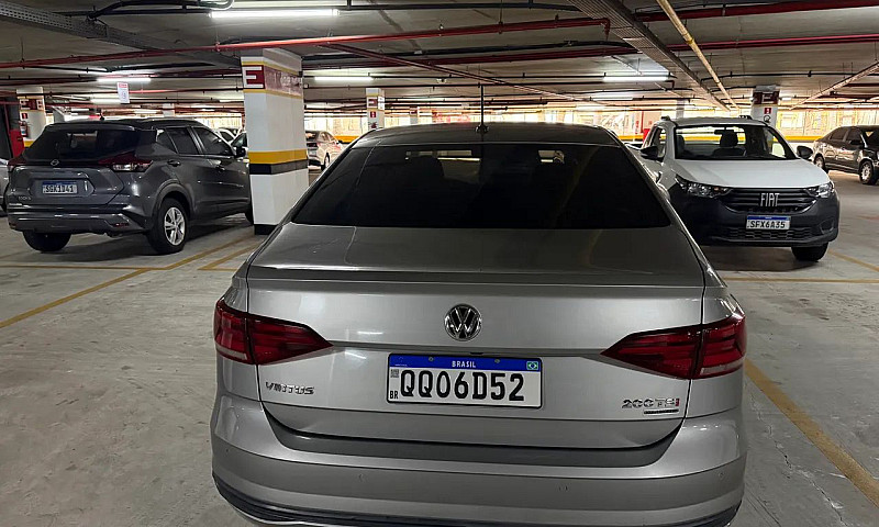 Volkswagen Virtus Co...