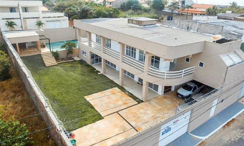 Mansão No Araçagy...