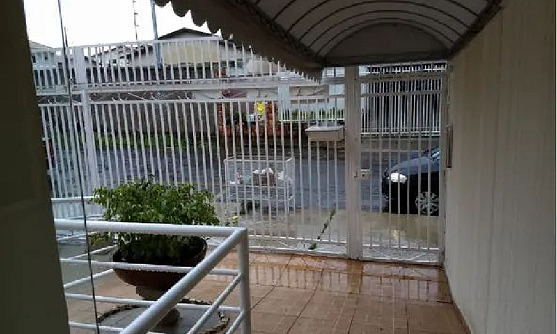 Cômodo Comercial Em ...