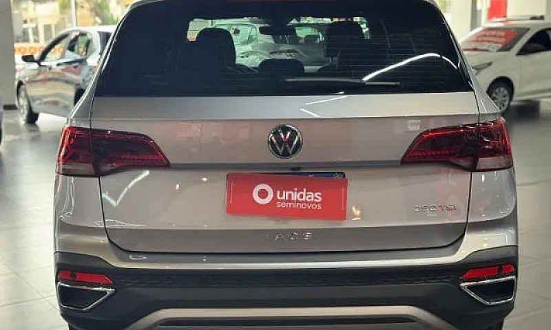 Volkswagen Taos High...