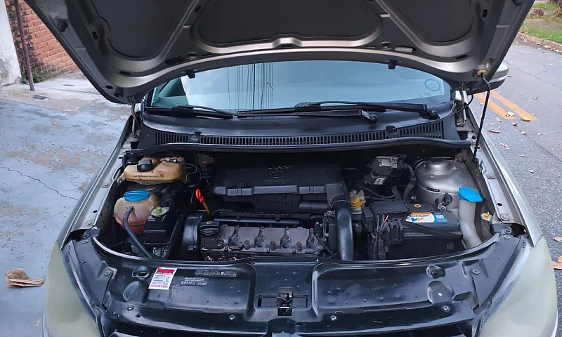 Volkswagen Fox 1.0 M...
