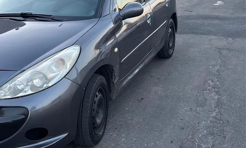 Peugeot 207 X-Line 1...