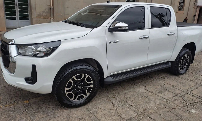 Toyota Hilux Cd 4X4 ...