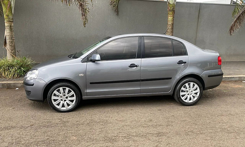 Volkswagen Polo Seda...