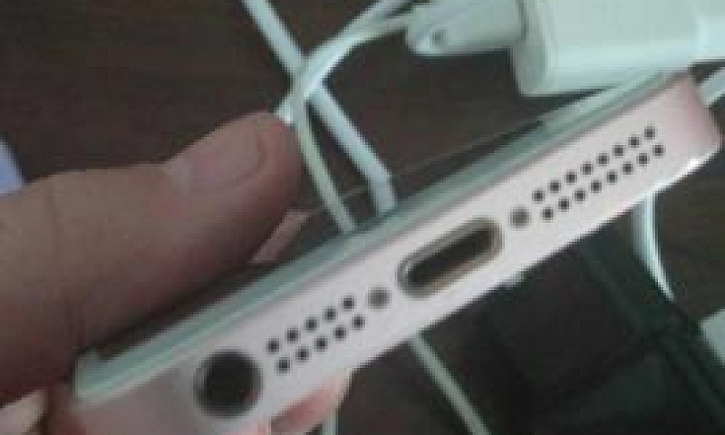 Iphone Se 16 Gb...