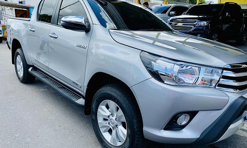 Hilux Srv...