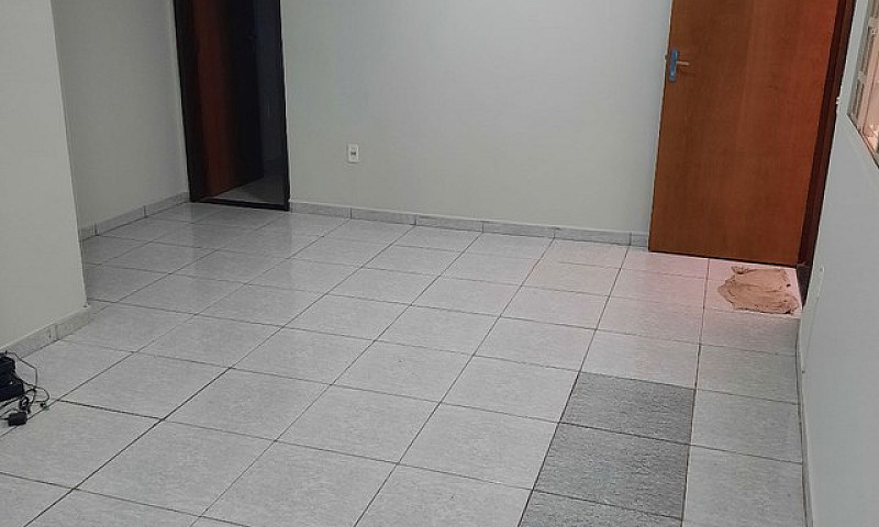 Aluga-Se Apartamento...