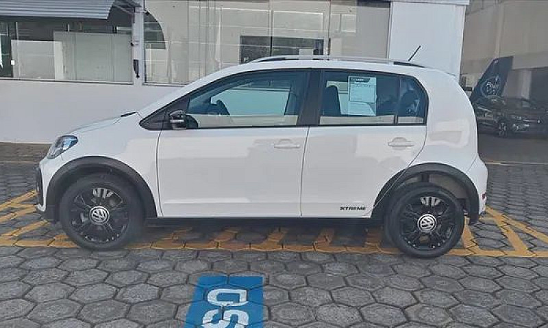 Volkswagen Up 1.0 17...