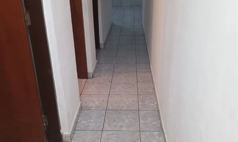 Aluga-Se Casa No Bai...