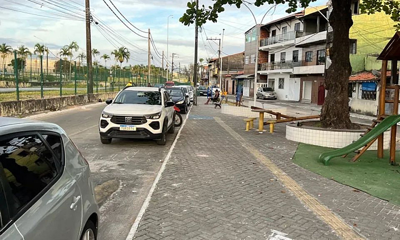 Vende-Se 4 Casas Em ...