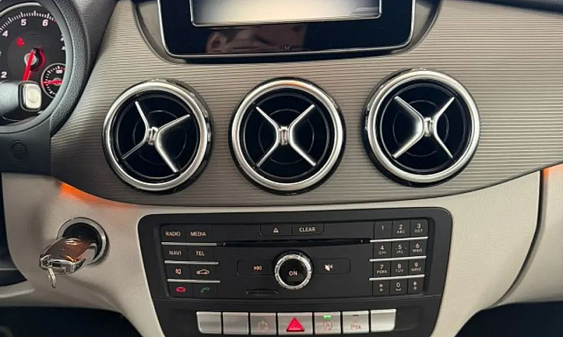 Mercedes-Benz Classe...