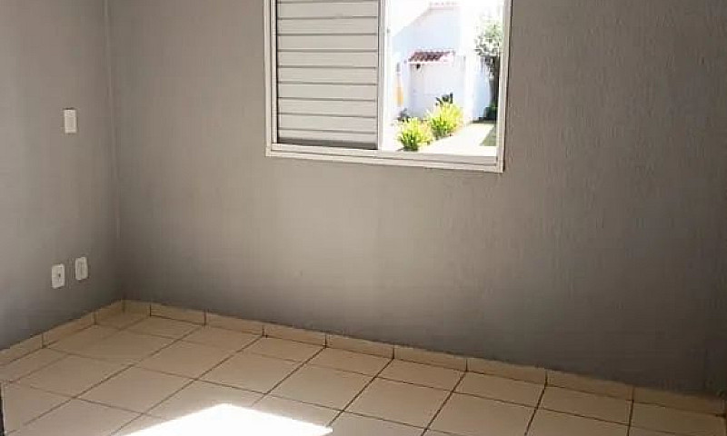Casa No Terra Nova U...
