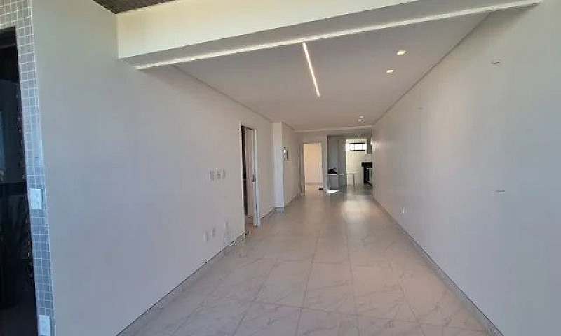 Sky Haus Miramar 90M...