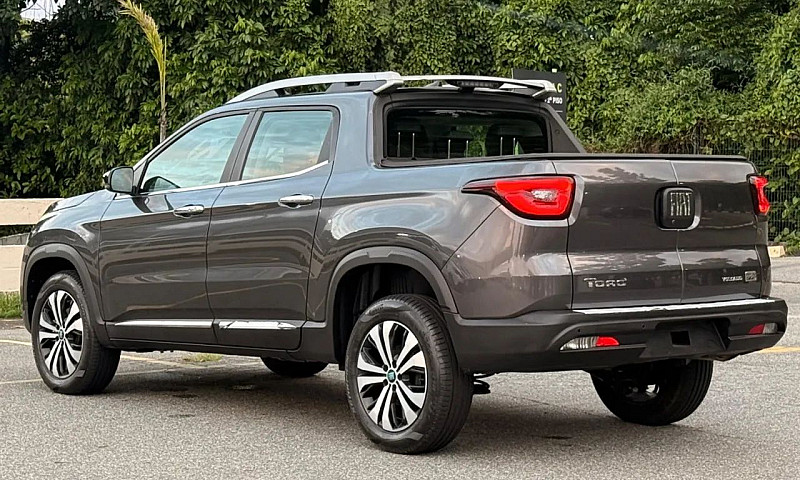 Fiat Toro Volcano 1....