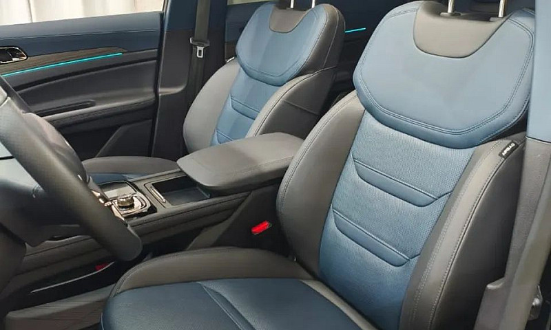 Ford Territory Titan...