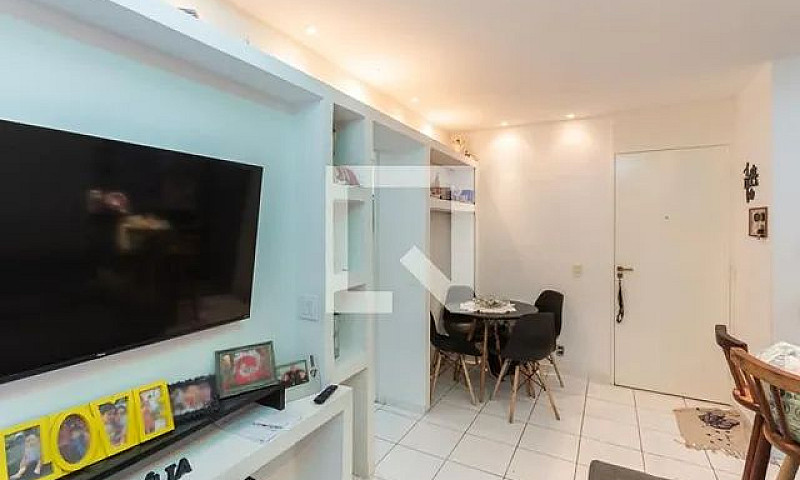 Apartamento Para Alu...