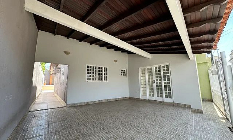 Alugo Casa De 182 M²...