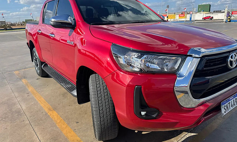 Hilux Srv 2024 Único...