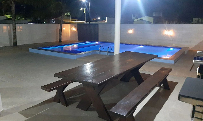 Casa De Praia Em Luc...