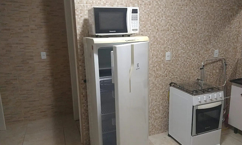 Kitnet Na Trindade ...