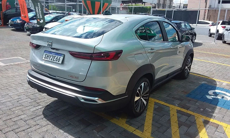 Fiat Fastback 2023 1...
