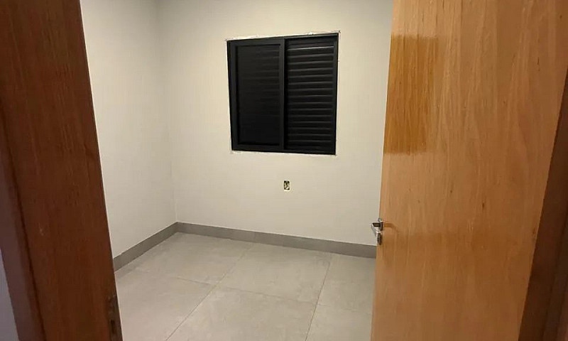 Casa Praça Alto Umua...
