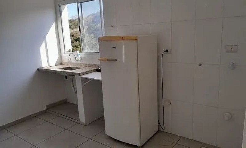 Aluga-Se Apartamento...