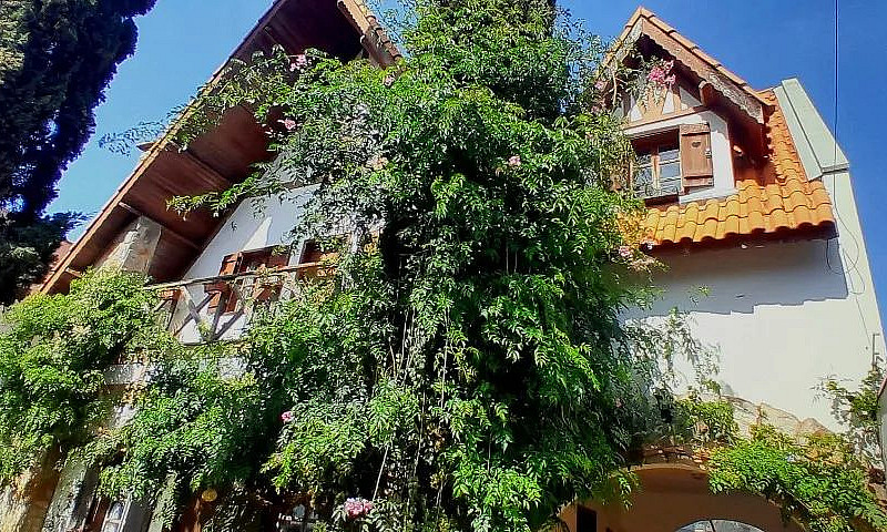 Casa Estilo Alemã Em...